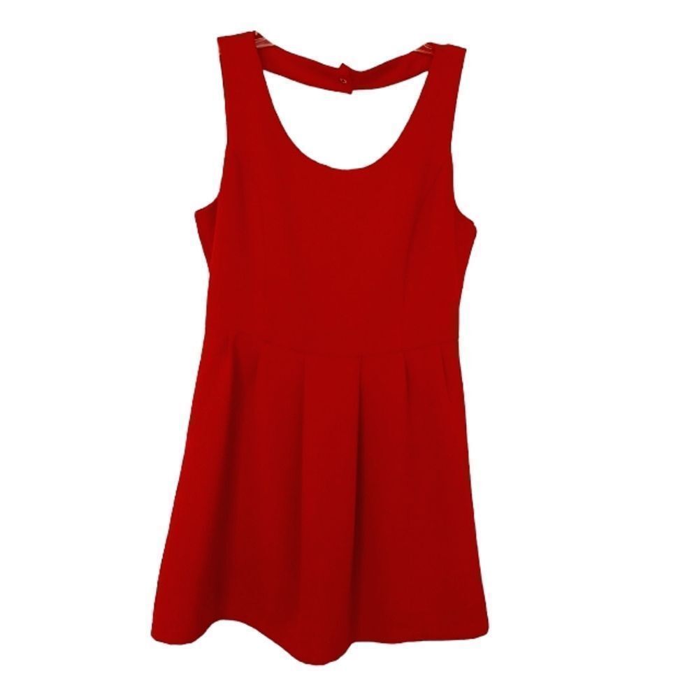 Red dress 